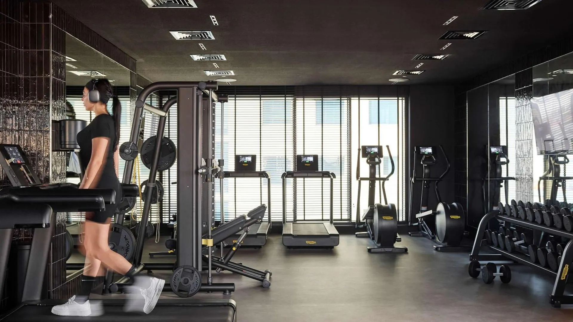 Hotel Mama Shelter Dubai 4*,